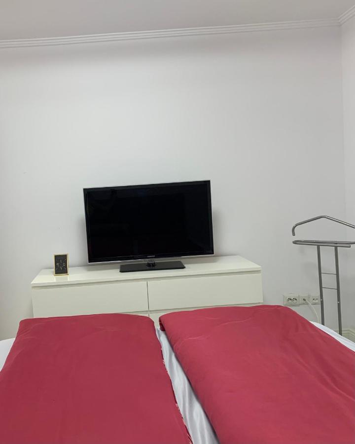 Ap Studio Caransebeş 外观 照片